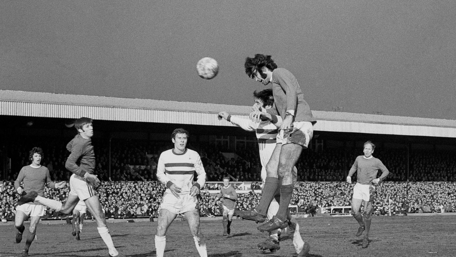 george-best-manchester-united-northampton-town-1970-fa-cup-tie_3780688.jpg